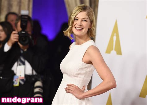 nuderosamund pike|Rosamund Pike nude pictures, onlyfans leaks, playboy photos